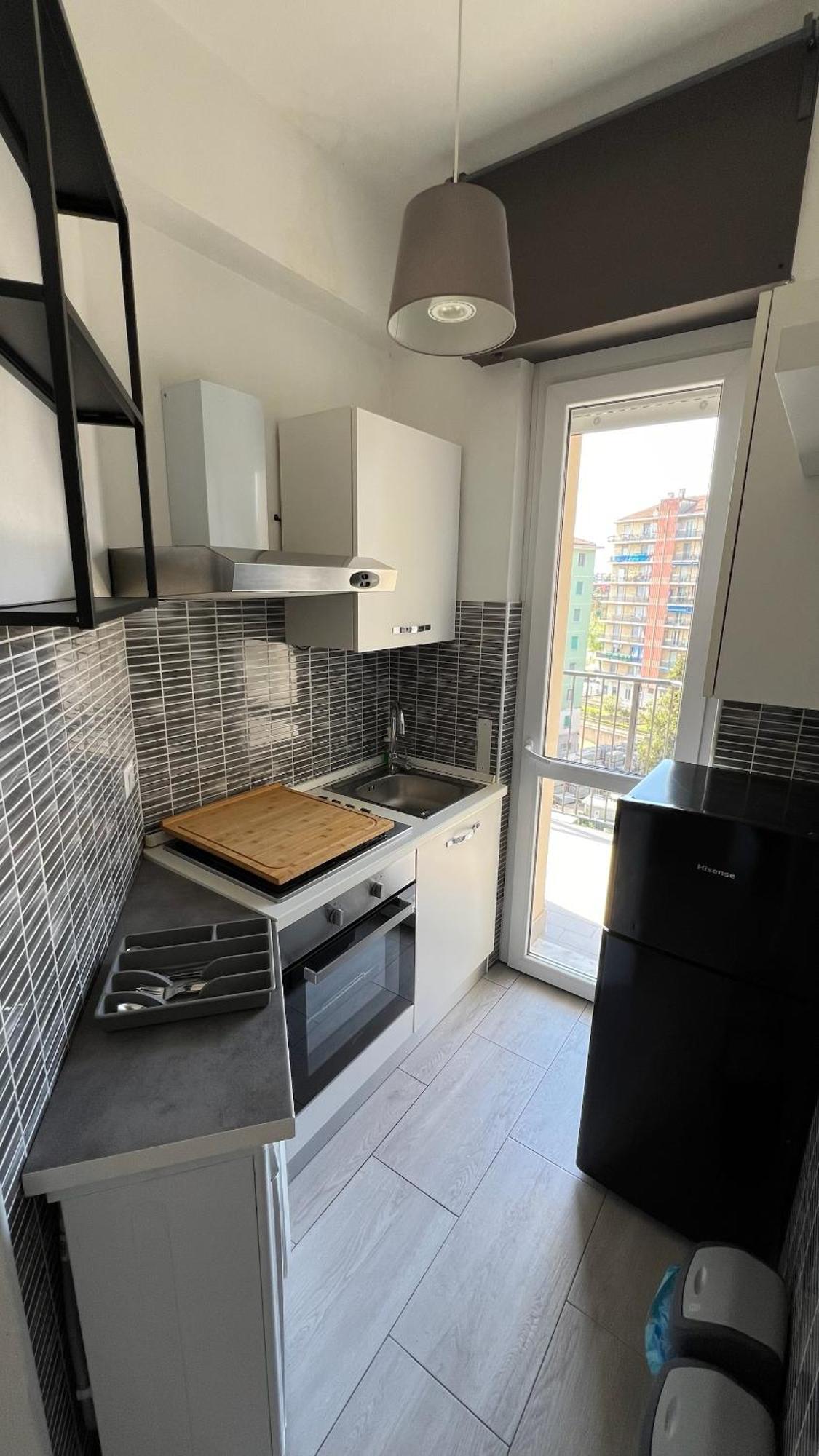Rafael - 10 Min From Linate Airport, Centrale Fs, Ospedale San Raffaele Apartment